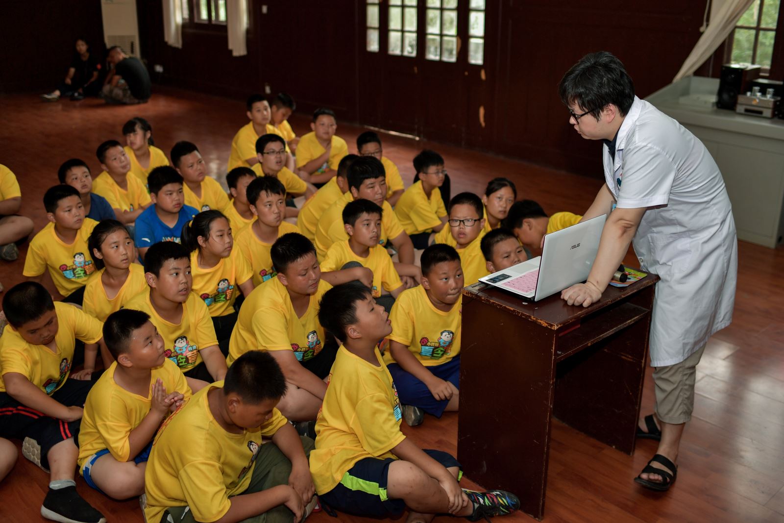 "胖墩"开营第10天 一起加油一起瘦